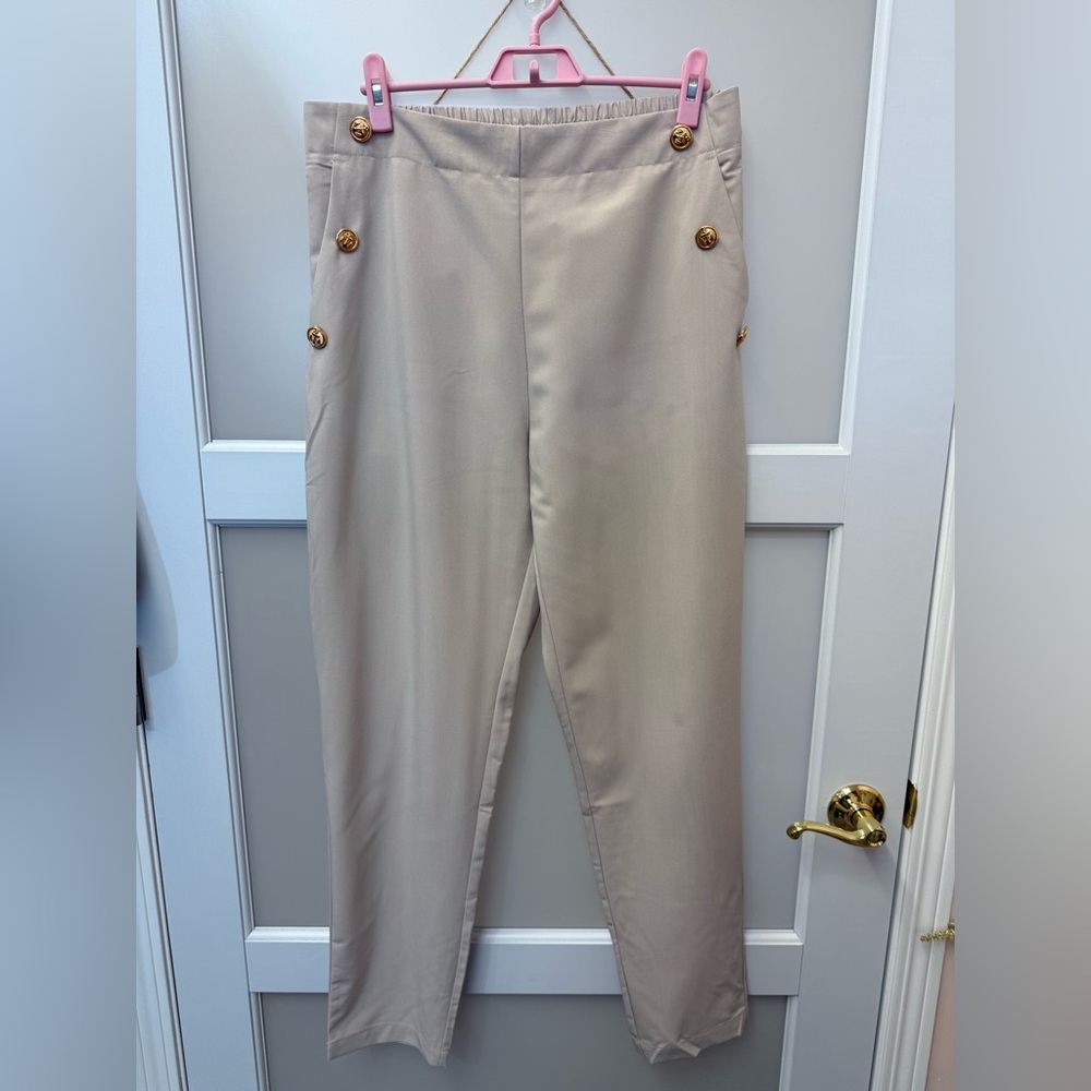 Women's Khaki Button-Detail Pants
